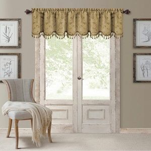 Elrene Home Fashions Mia Jacquard Scroll Blackout Valance, 52" x 19" (1, Gold)